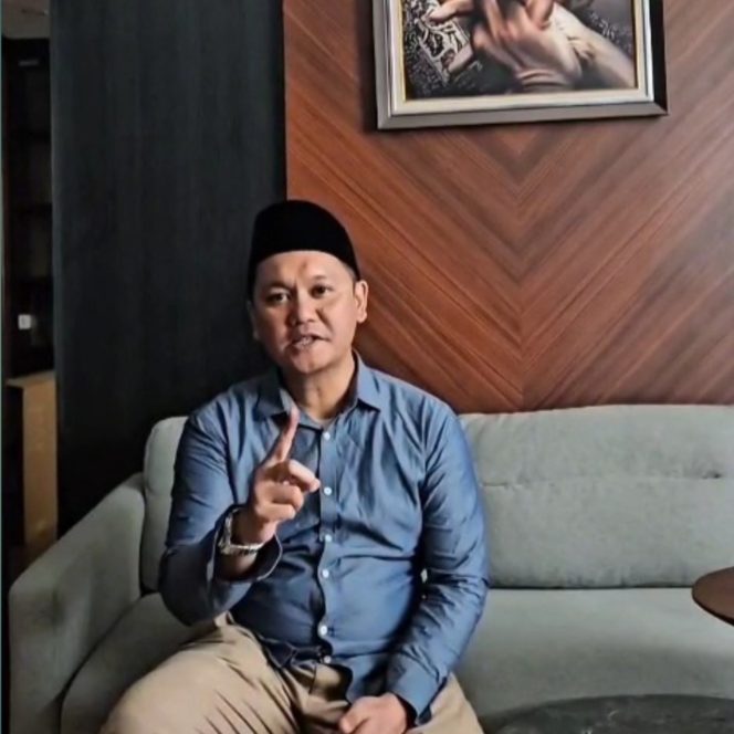 
 Romo Ali Hasyim: Kado Pahit Hari Santri Nasional 2025 dari Trans7
