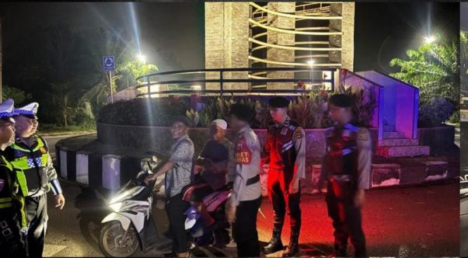 
 Polres Banyuasin Gelar Patroli Masif, Jaga Kondusivitas di Jalur Lintas Timur Sumatera