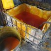 Foto : Bukti Crude Palm Oil yang ditampung (Dok. Pribadi/<em>KOMPASNEWS</strong></em>)