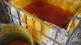 Foto : Bukti Crude Palm Oil yang ditampung (Dok. Pribadi/<em>KOMPASNEWS</strong></em>)