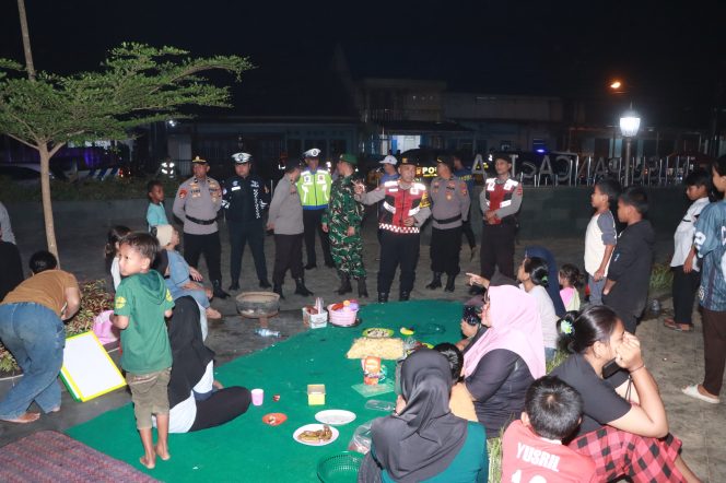 
 Polres Banyuasin Gelar Patroli Terpadu Jaga Kondusivitas Menuju Akhir Tahun