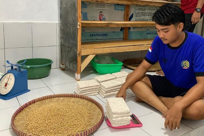 
 Dukung UMKM dan Ketahanan Pangan, Lapas Kendal Bekali Warga Binaan Produksi Tempe